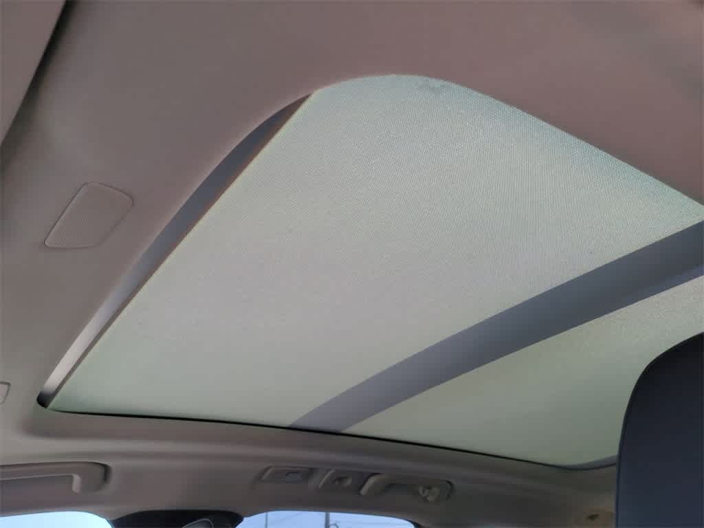 Thumbnail: 2026 Volvo XC60 - 18