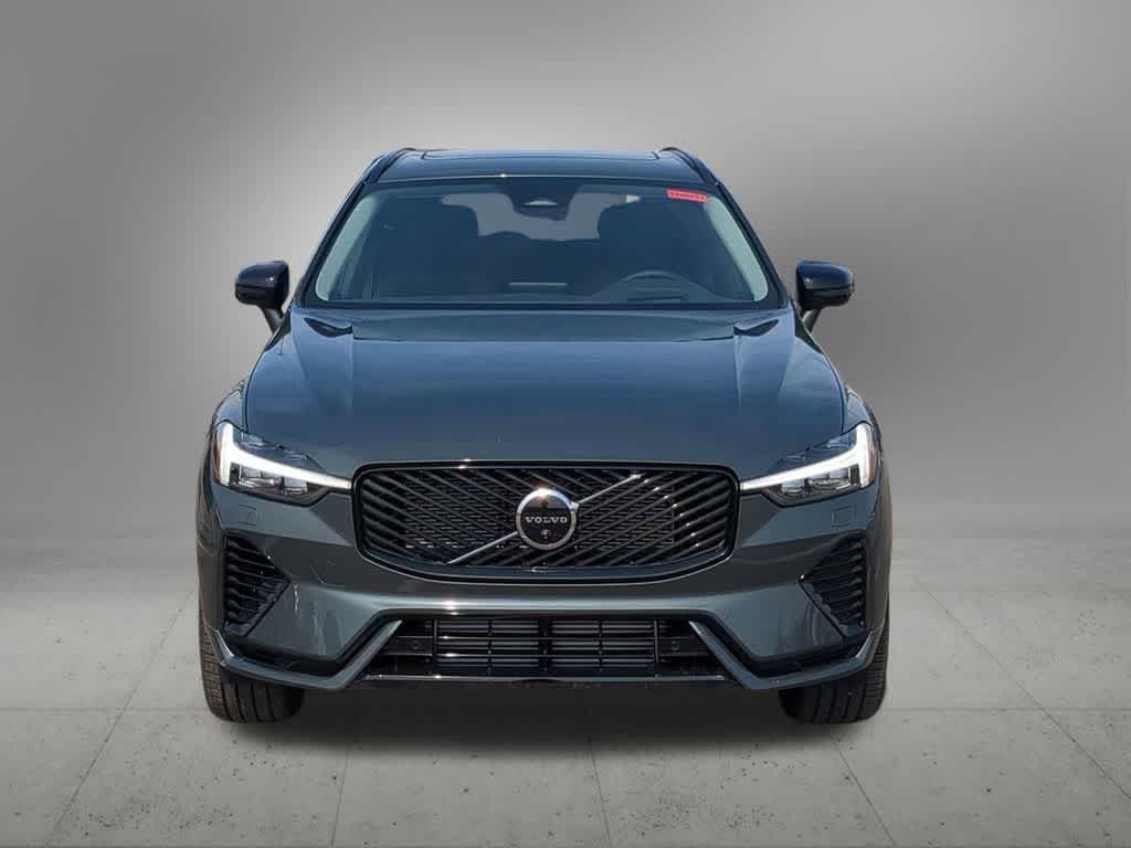 Thumbnail: 2026 Volvo XC60 - 9