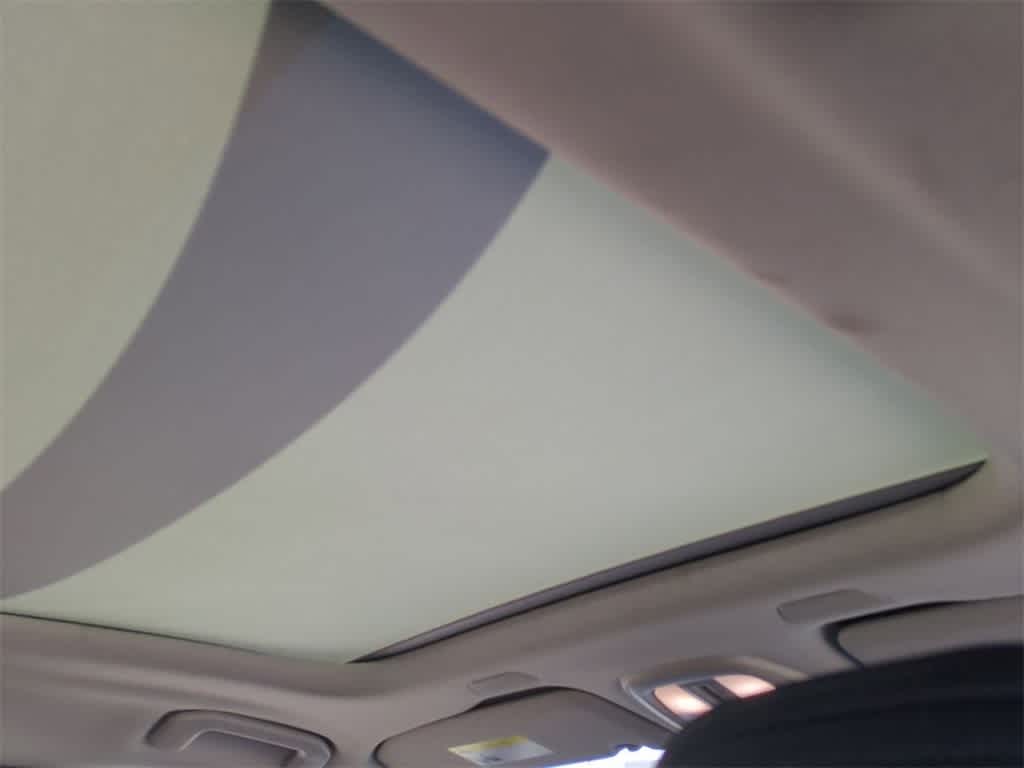 Thumbnail: 2024 Volvo XC60 - 21