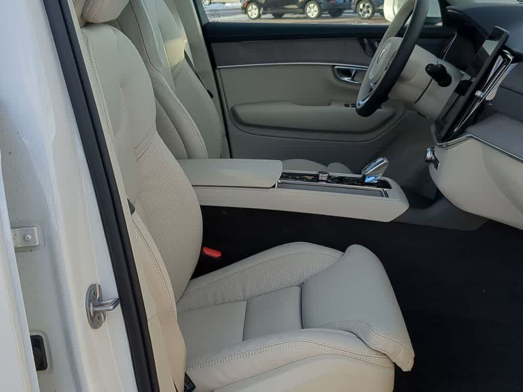 Thumbnail: 2026 Volvo XC90 - 20