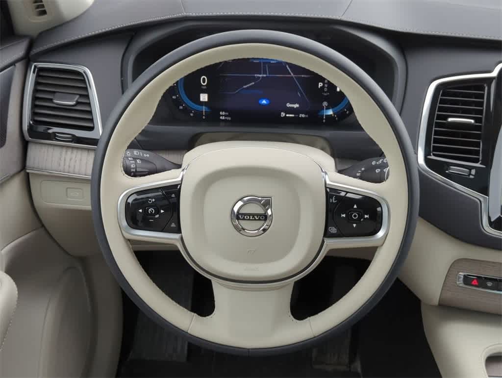 Thumbnail: 2025 Volvo XC90 - 23