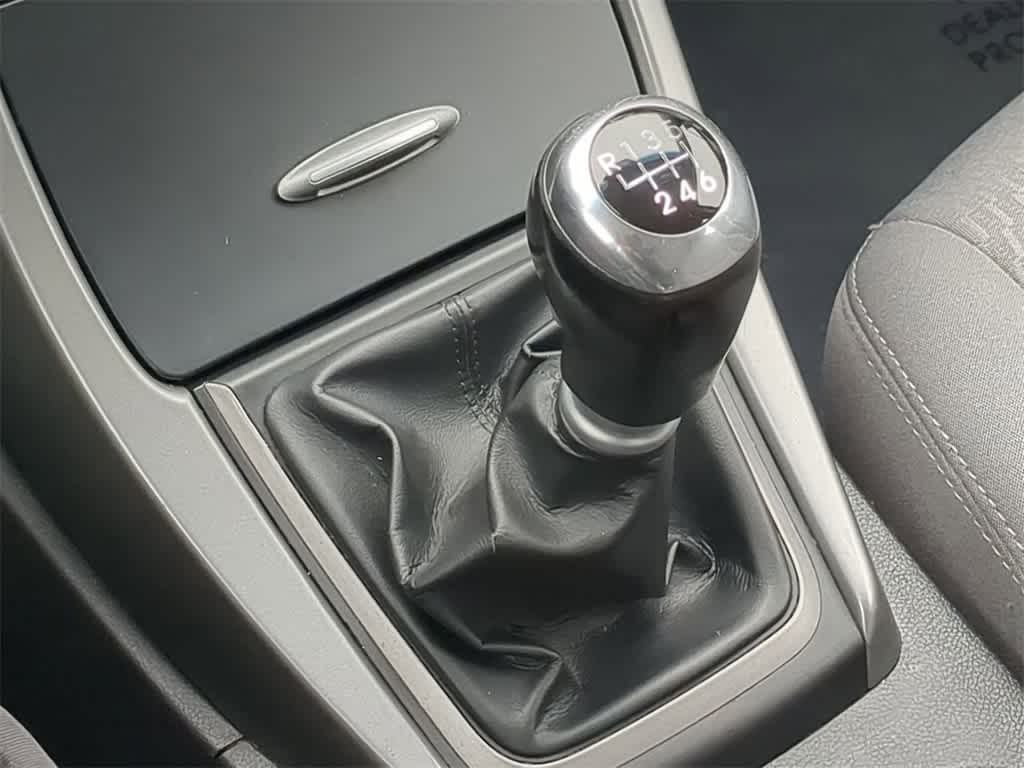 Thumbnail: 2016 Hyundai Elantra - 30