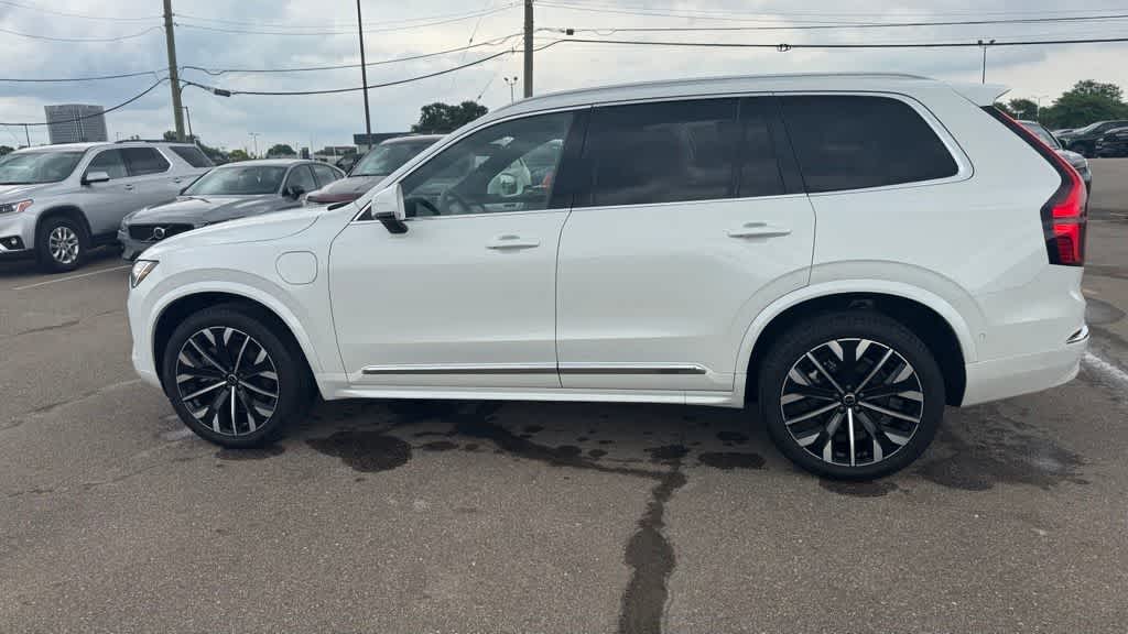 Thumbnail: 2026 Volvo XC90 - 6