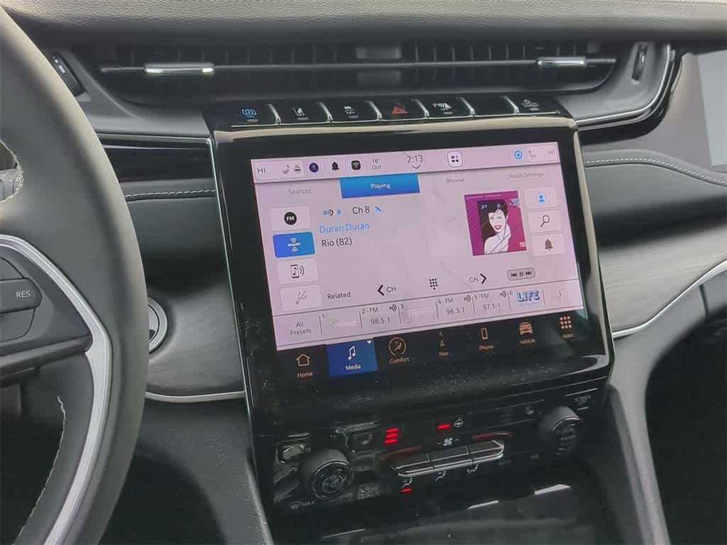 Thumbnail: 2024 Jeep Grand Cherokee - 26