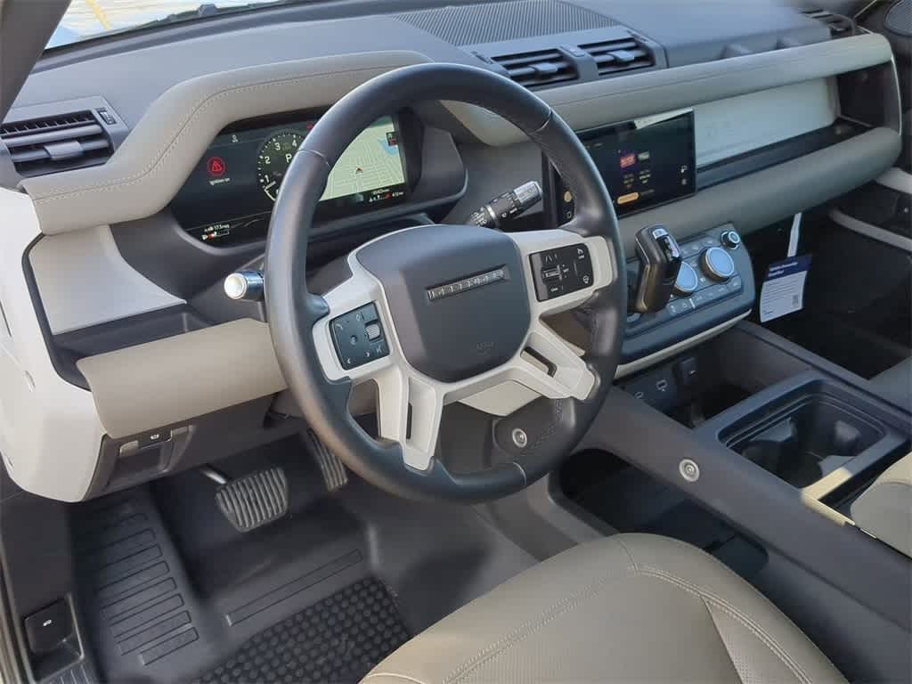 Thumbnail: 2022 Land Rover Defender - 2