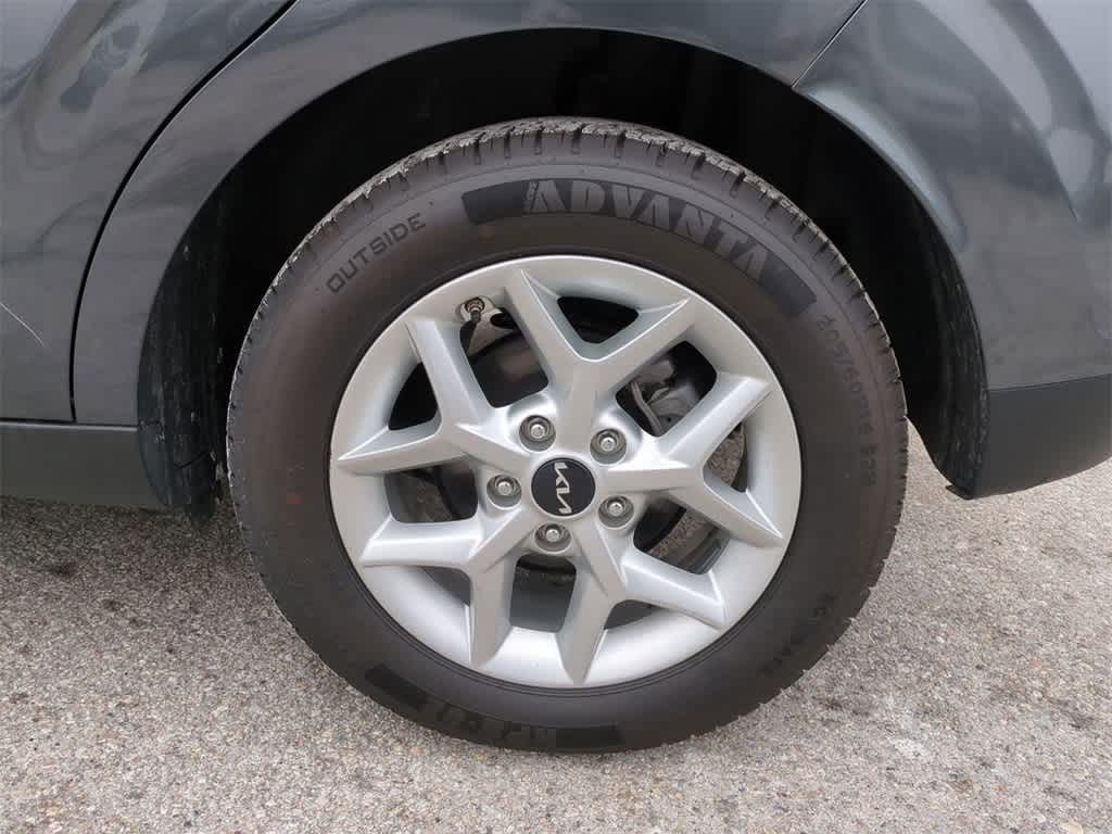 Thumbnail: 2023 Kia Soul - 6