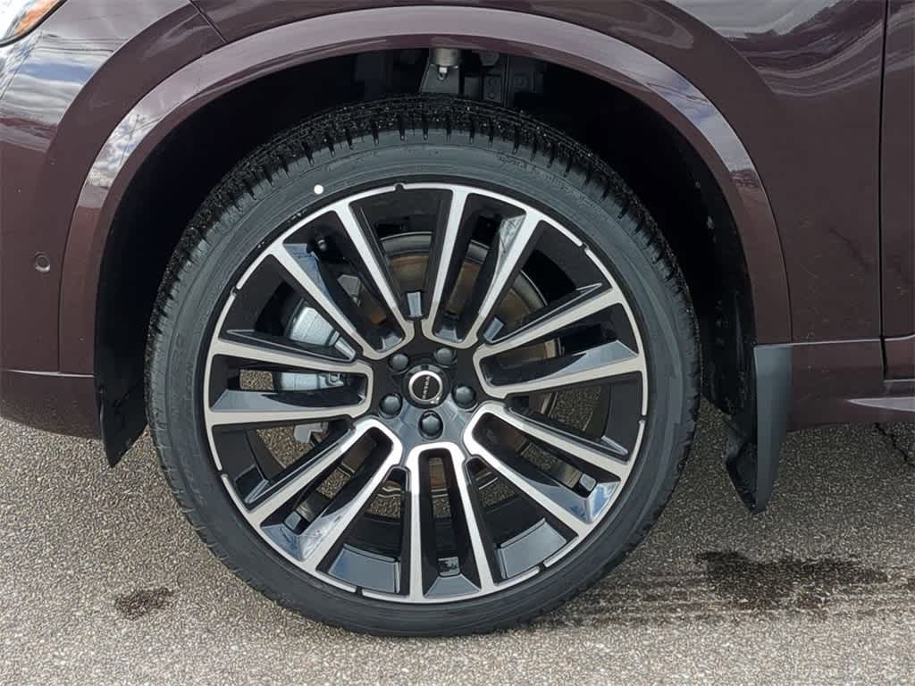 Thumbnail: 2026 Volvo XC90 - 13