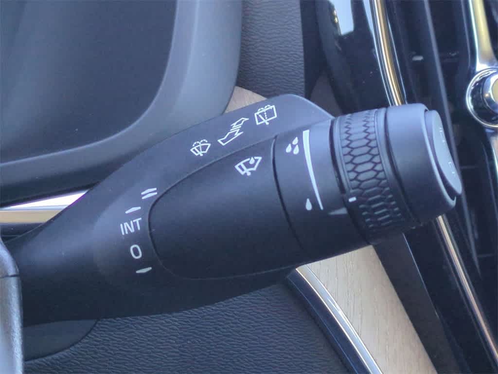 Thumbnail: 2026 Volvo XC60 - 26