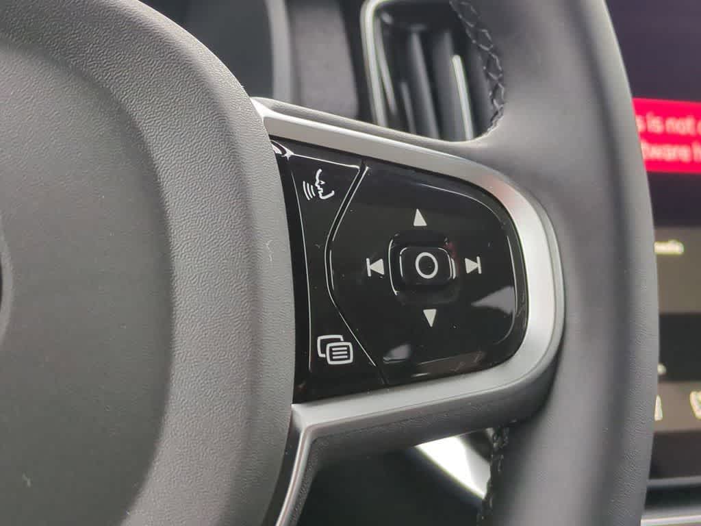 Thumbnail: 2026 Volvo XC90 - 24