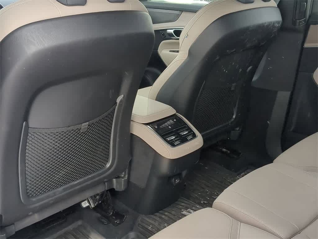 Thumbnail: 2026 Volvo XC90 - 17