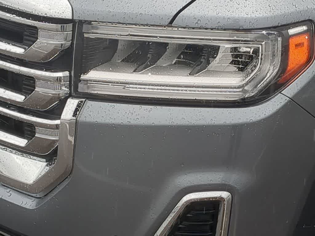 Thumbnail: 2021 GMC Acadia - 10