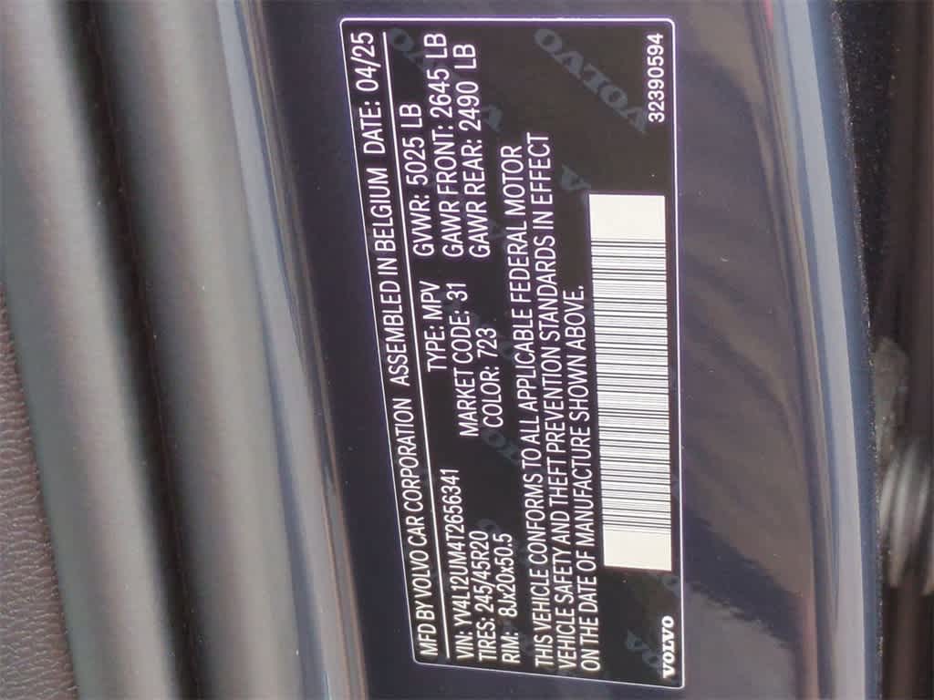 Thumbnail: 2026 Volvo XC40 - 35