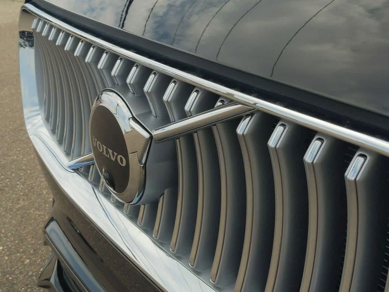 Thumbnail: 2025 Volvo XC90 - 10
