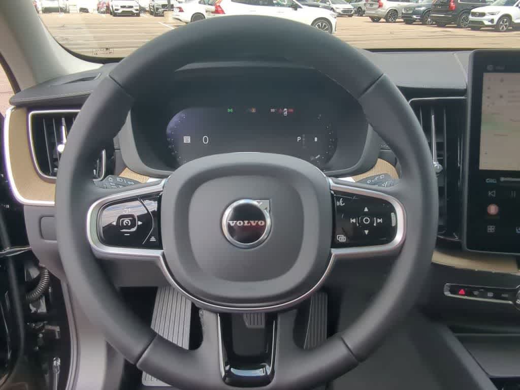 Thumbnail: 2026 Volvo XC60 - 21