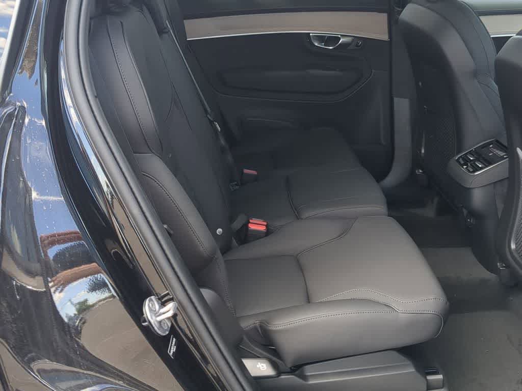 Thumbnail: 2026 Volvo XC90 - 19