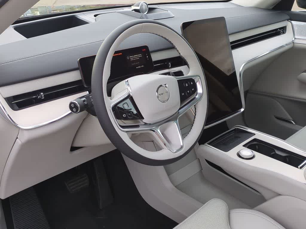 Thumbnail: 2025 Volvo EX90 - 2