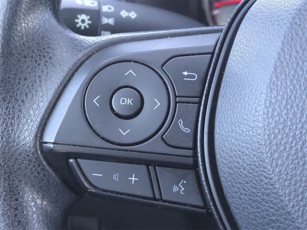 Thumbnail: 2022 Toyota RAV4 - 21