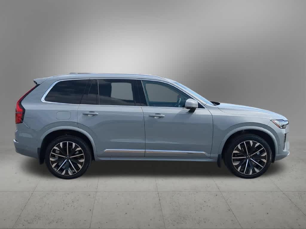 2026 Volvo XC90 Plus - Photo 7