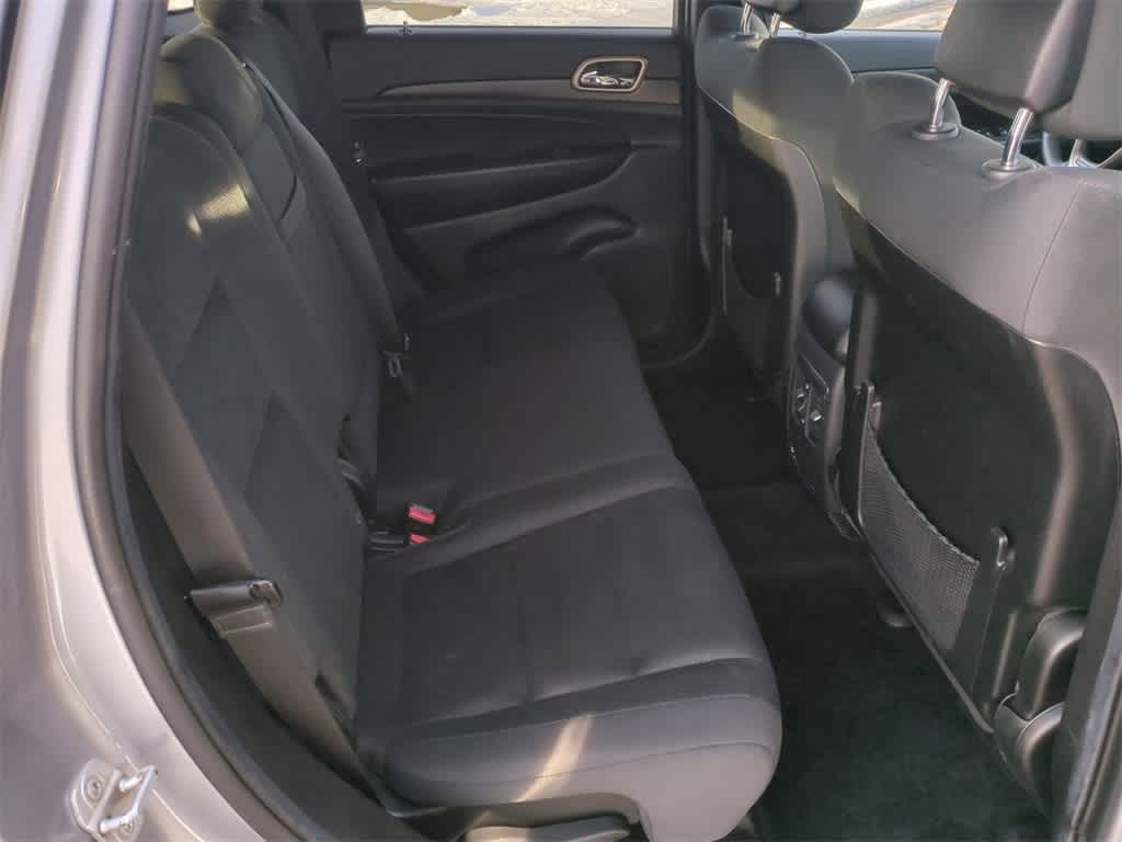 Thumbnail: 2014 Jeep Grand Cherokee - 12