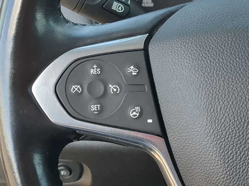 Thumbnail: 2020 Chevrolet Traverse - 22