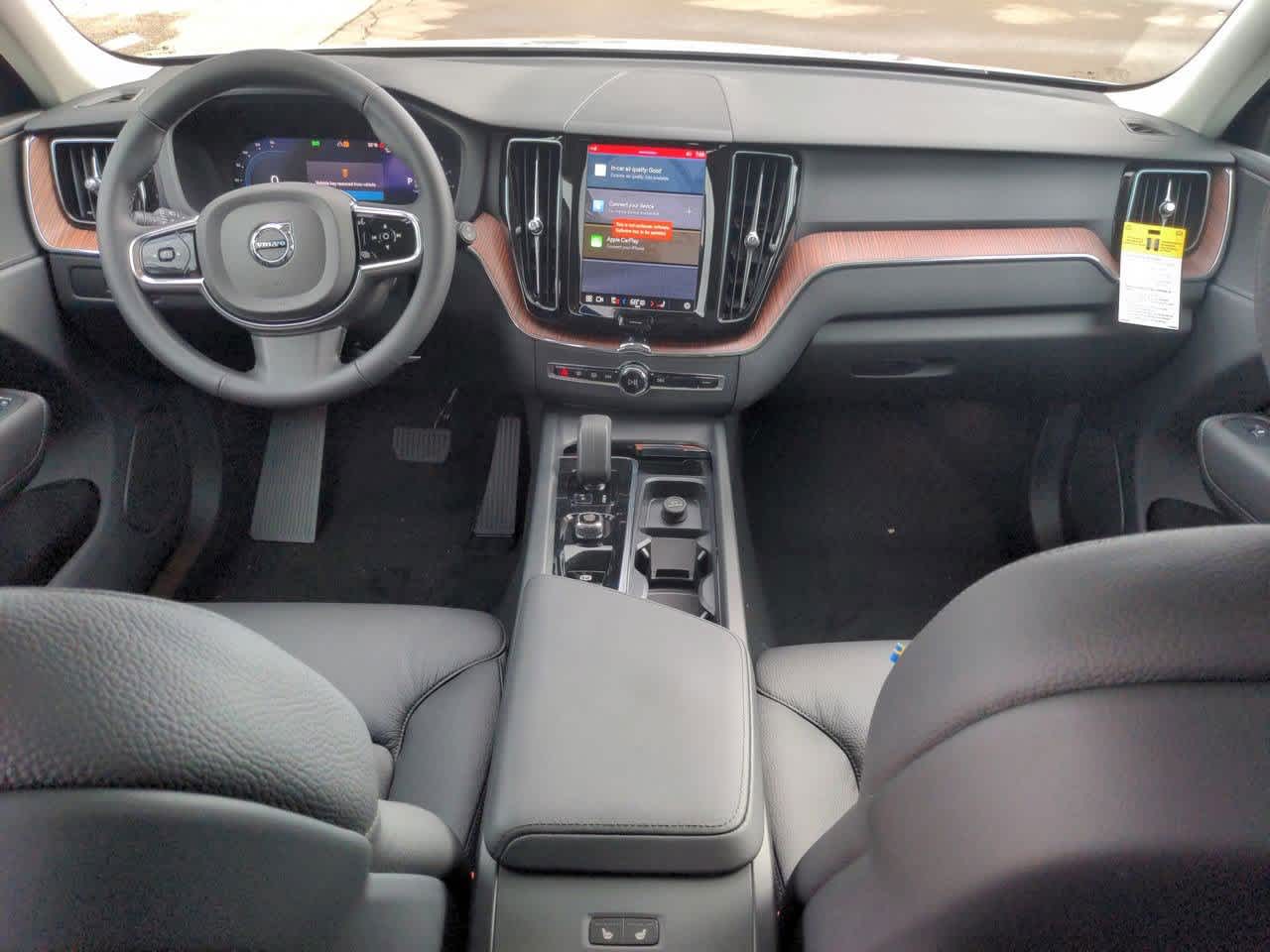 Thumbnail: 2024 Volvo XC60 - 13