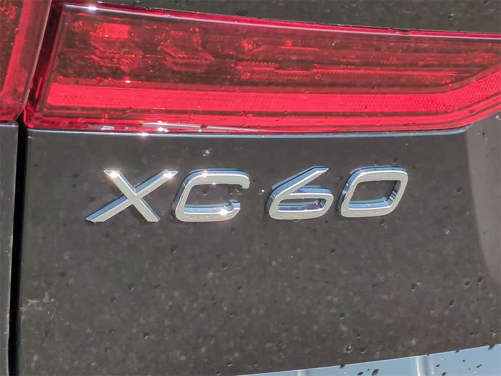 Thumbnail: 2026 Volvo XC60 - 12