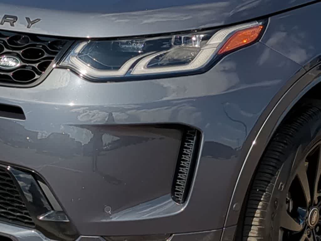 Thumbnail: 2024 Land Rover Discovery Sport - 10