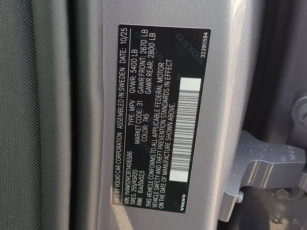 Thumbnail: 2026 Volvo XC60 - 33