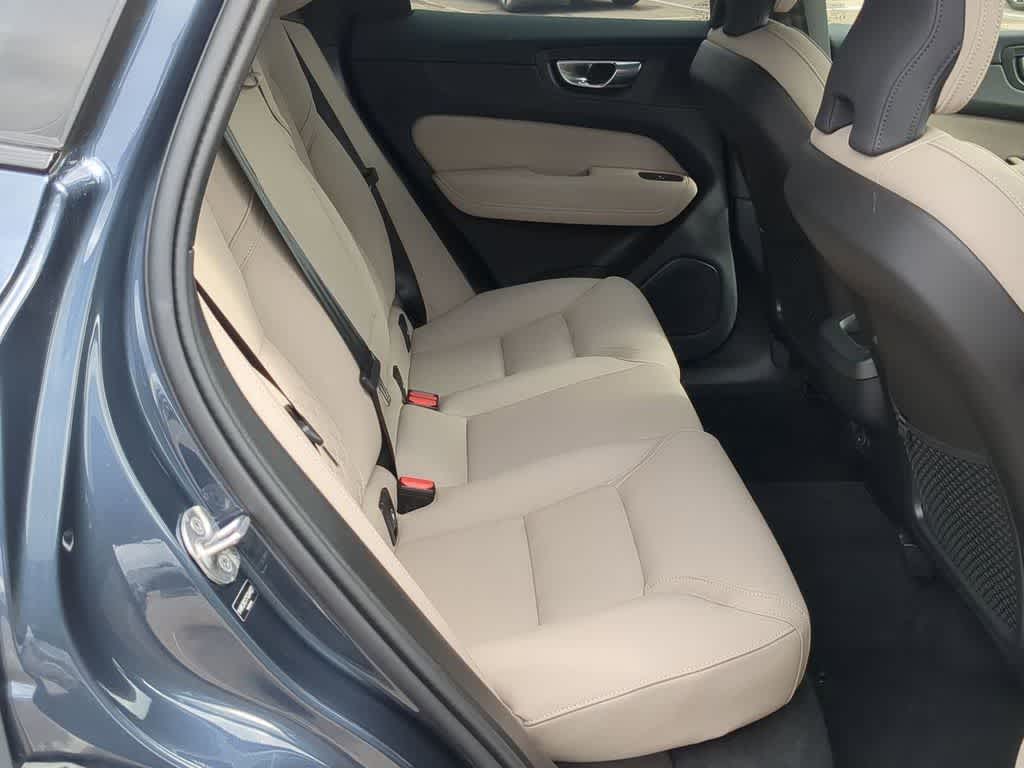 Thumbnail: 2026 Volvo XC60 - 19