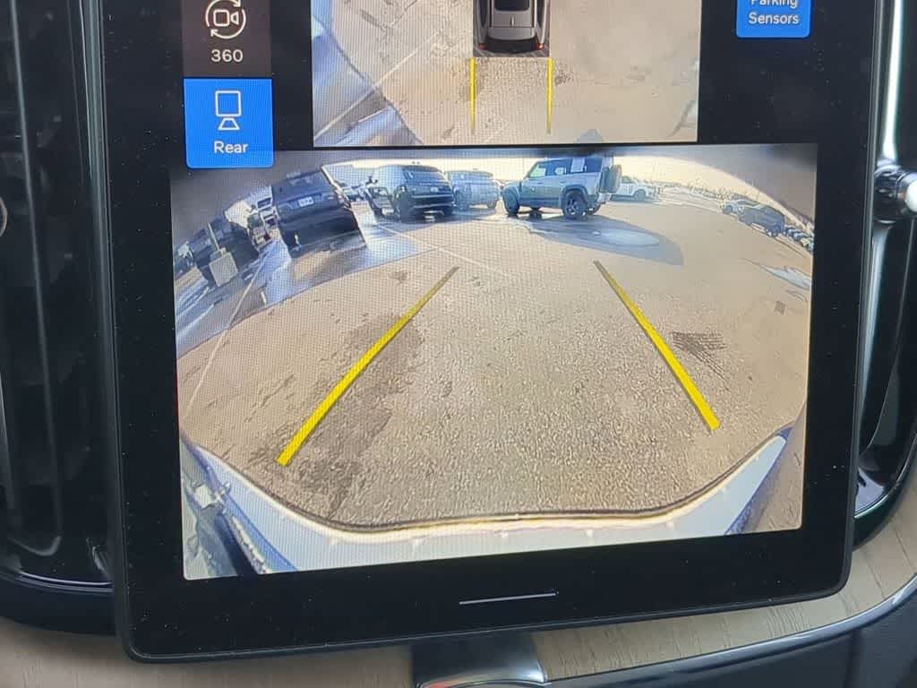 Thumbnail: 2026 Volvo XC60 - 28