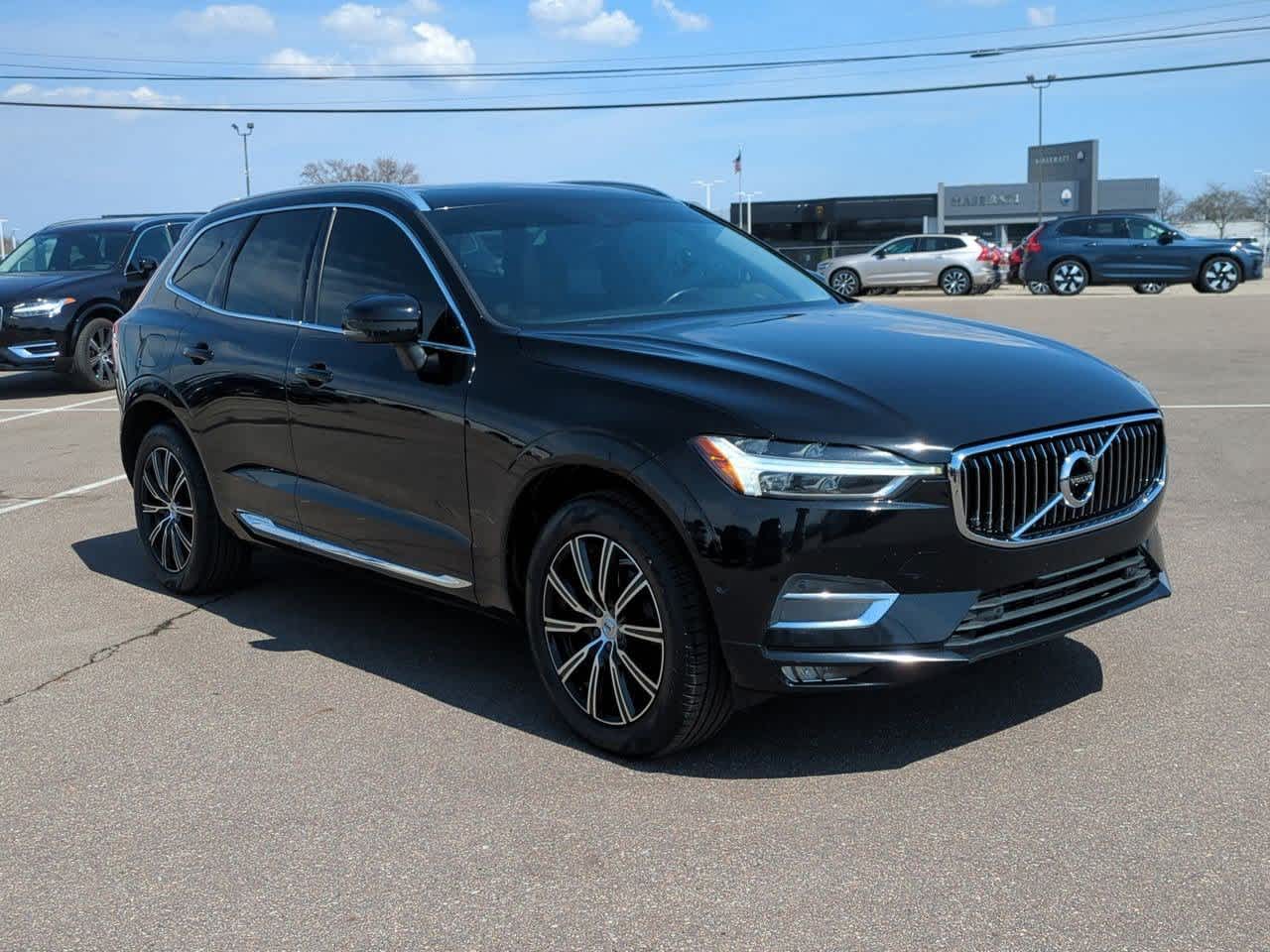 Thumbnail: 2019 Volvo XC60 - 8