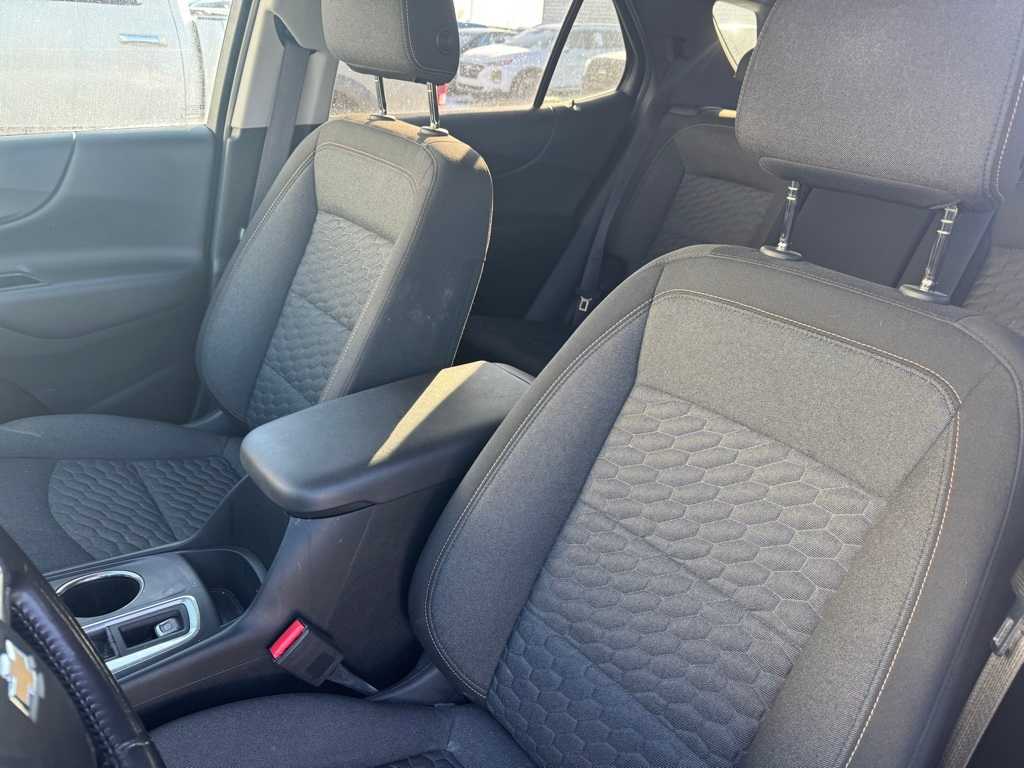 Thumbnail: 2020 Chevrolet Equinox - 15