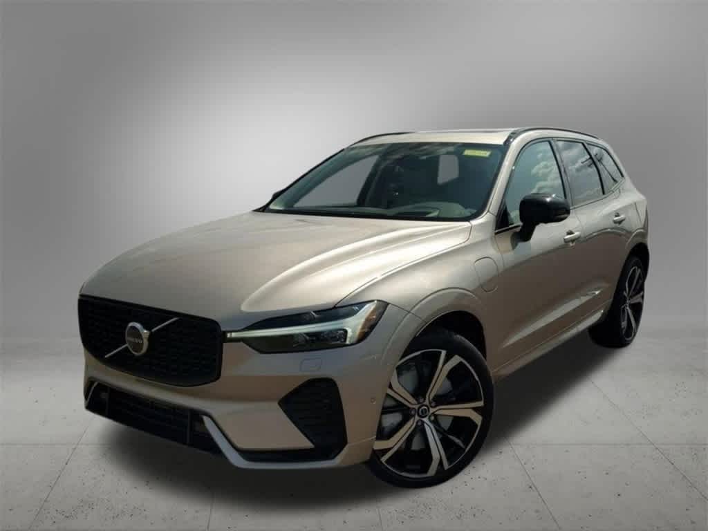 2025 Volvo XC60 Recharge Core -
                  Troy, MI