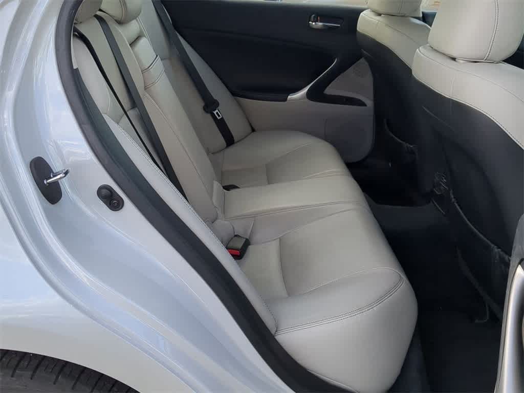 Thumbnail: 2010 Lexus IS - 20