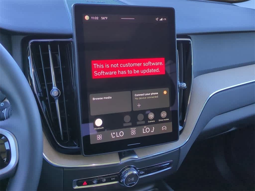 Thumbnail: 2026 Volvo XC60 - 28