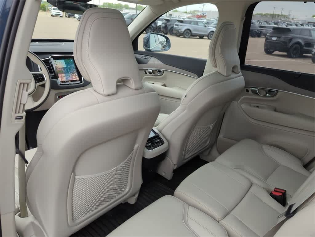 Thumbnail: 2025 Volvo XC90 - 17