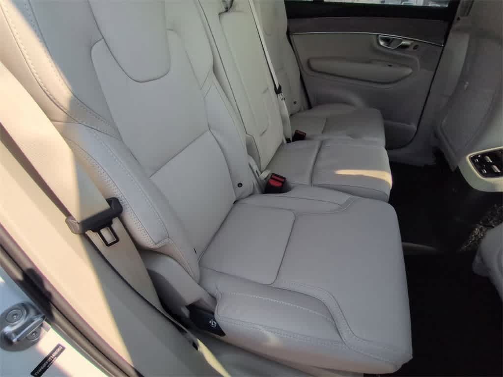 Thumbnail: 2026 Volvo XC90 - 20