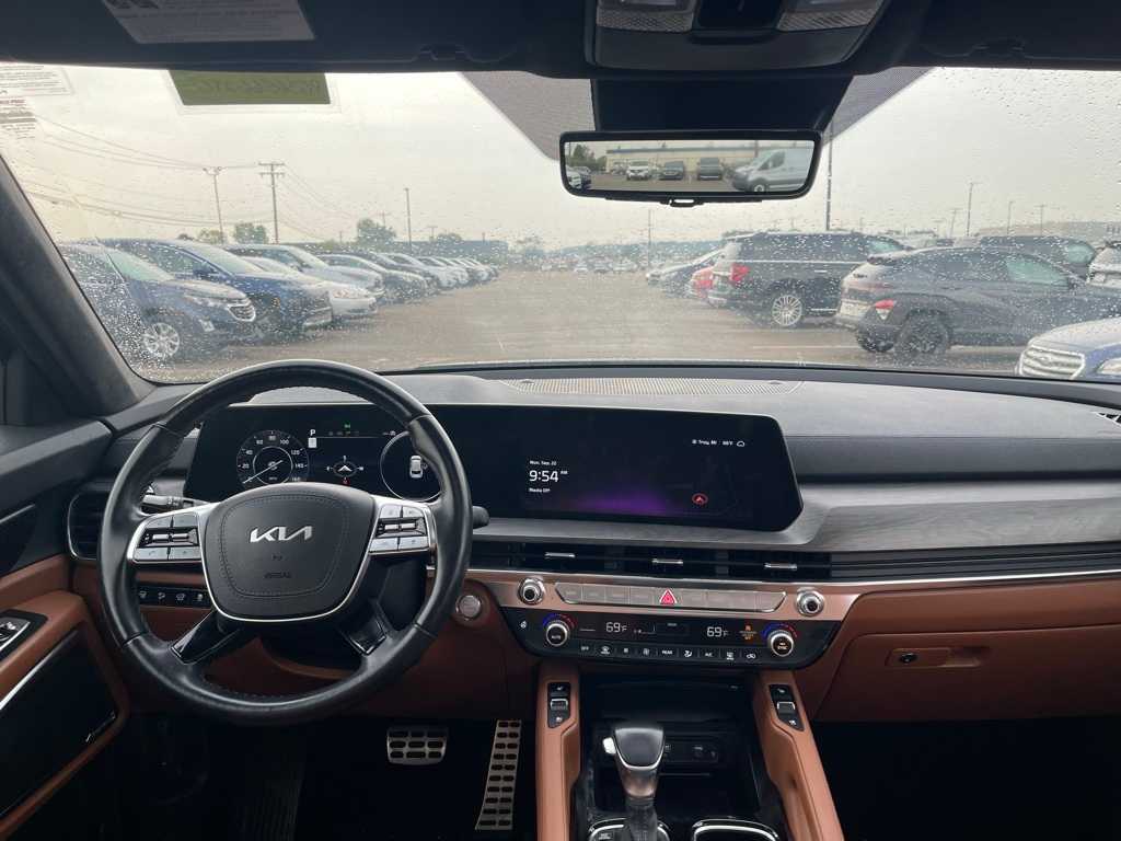 Thumbnail: 2023 Kia Telluride - 18
