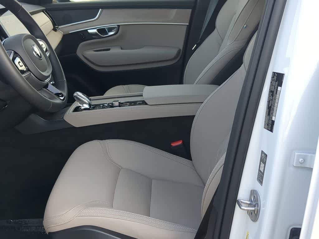 Thumbnail: 2026 Volvo XC90 - 15