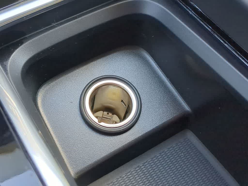 Thumbnail: 2026 Volvo XC60 - 29