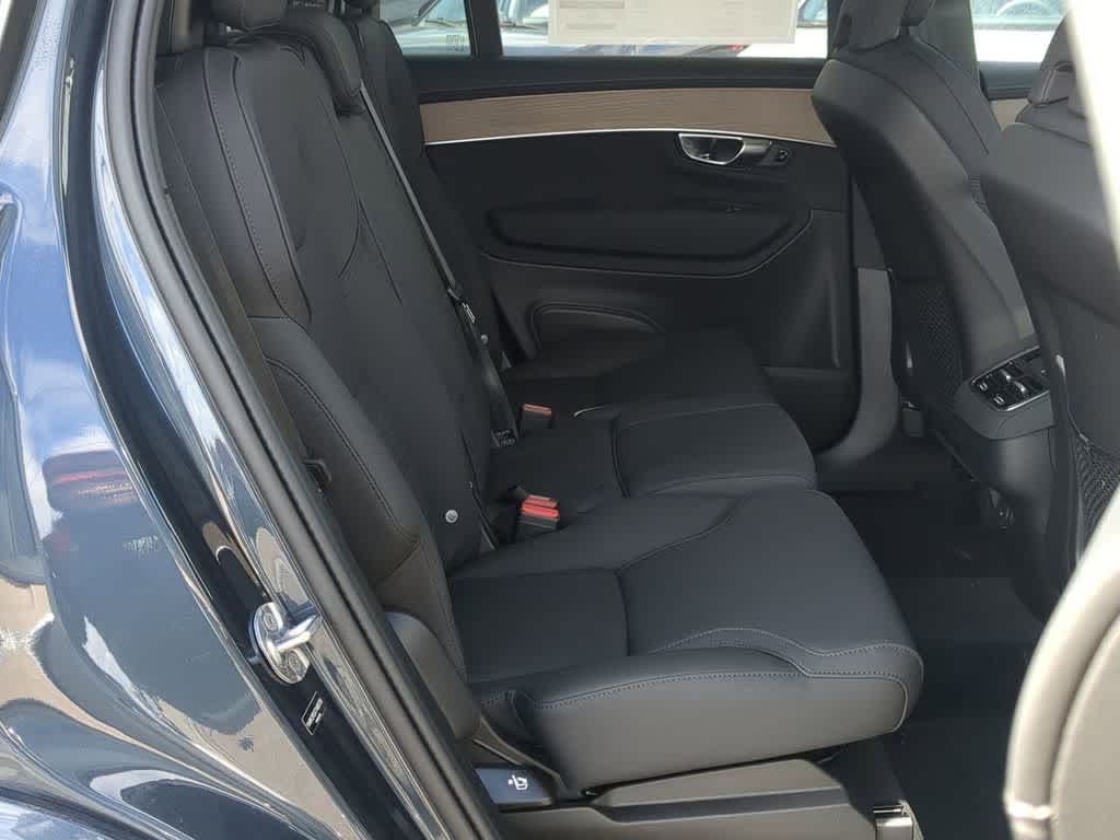 Thumbnail: 2026 Volvo XC90 - 19