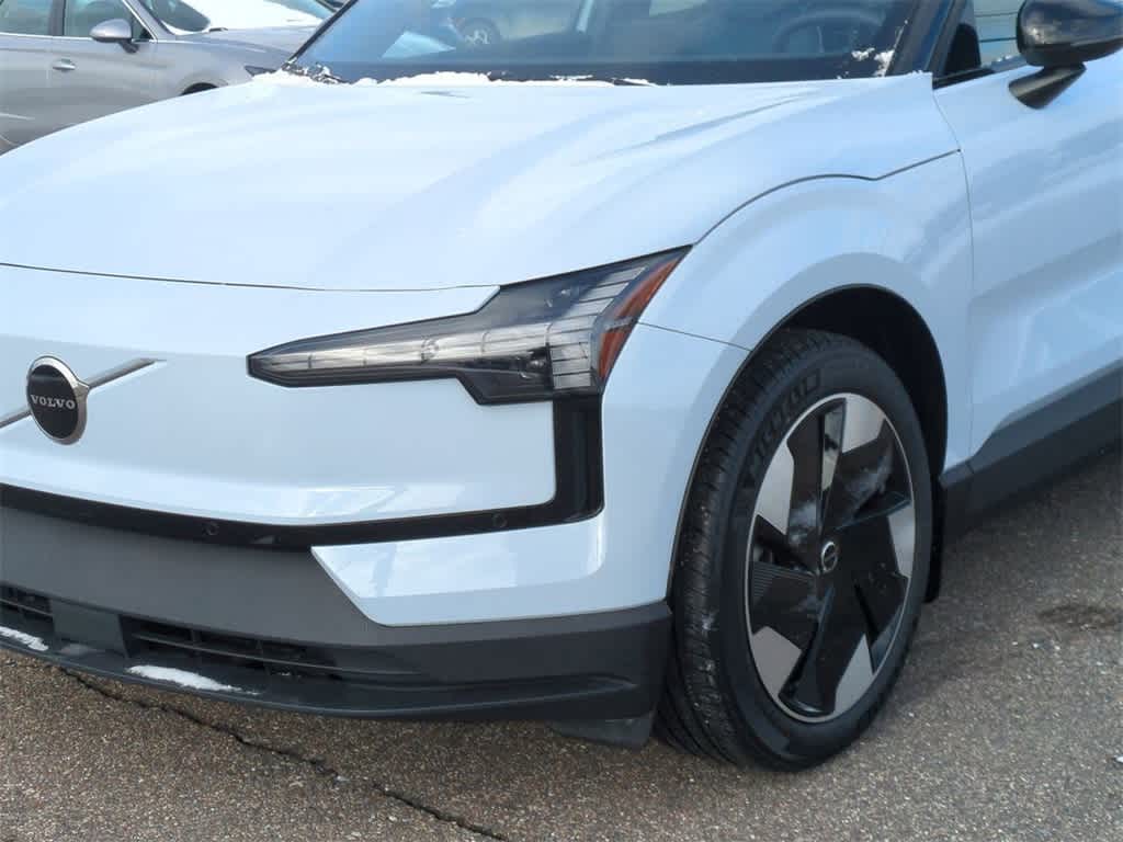 Thumbnail: 2025 Volvo EX30 - 3