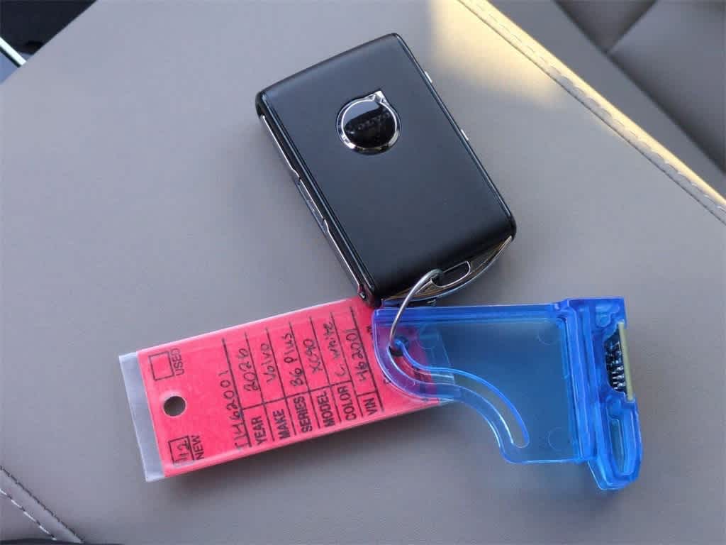 Thumbnail: 2026 Volvo XC90 - 33