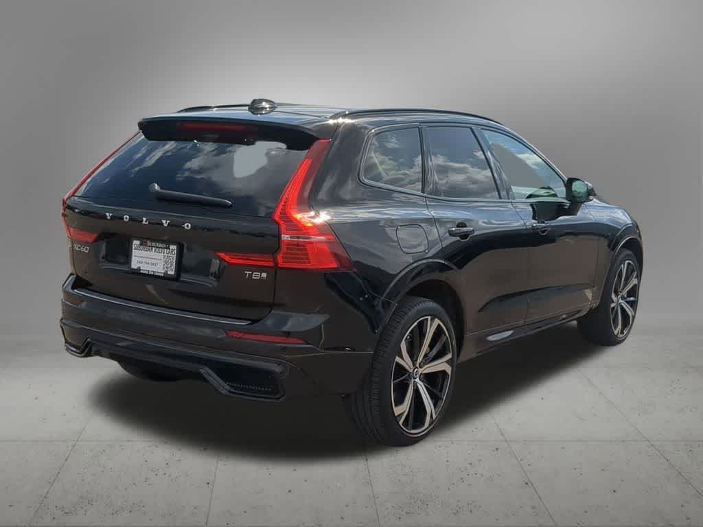 Thumbnail: 2025 Volvo XC60 - 6