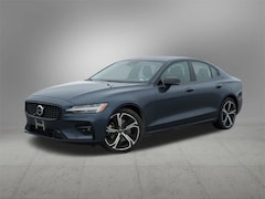 2024 Volvo S60 B5 Core Dark I-4 cyl All-Wheel Drive