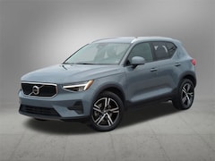 2023 Volvo XC40 B5 AWD Core I-4 cyl All-Wheel Drive