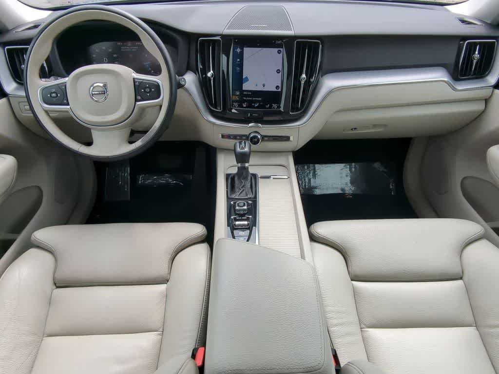 Thumbnail: 2019 Volvo XC60 - 14