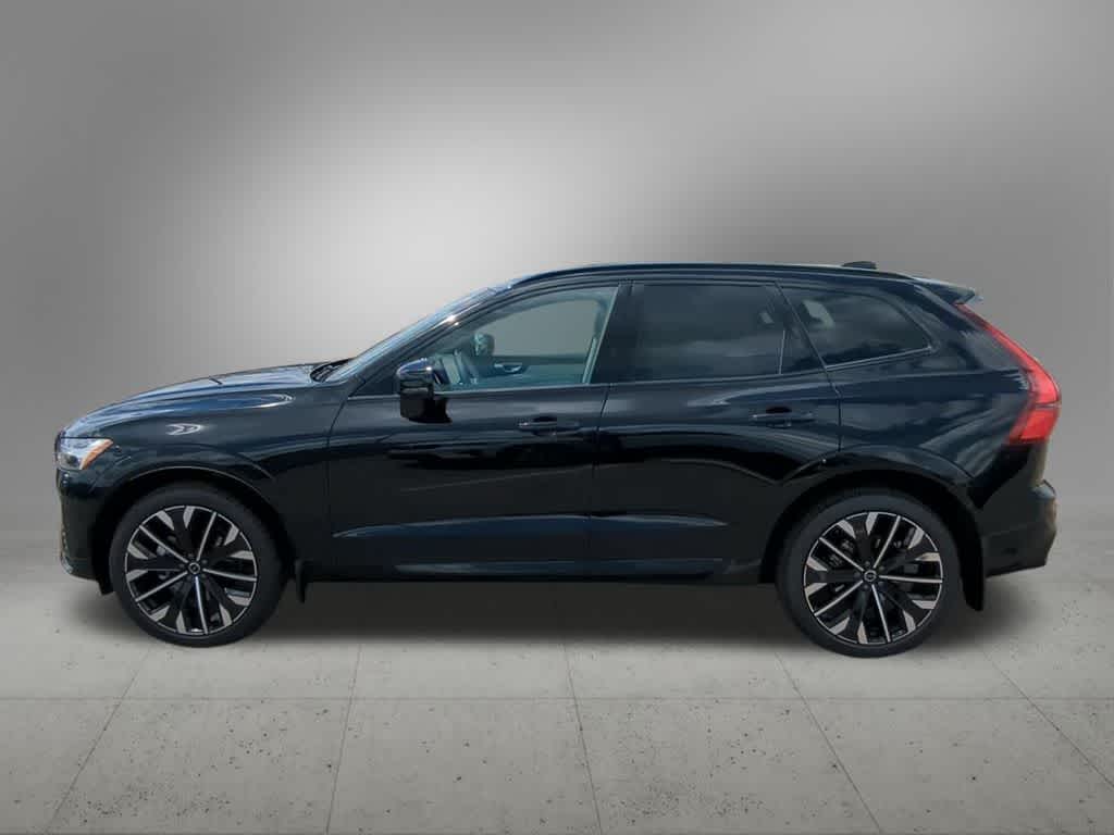 Thumbnail: 2026 Volvo XC60 - 3