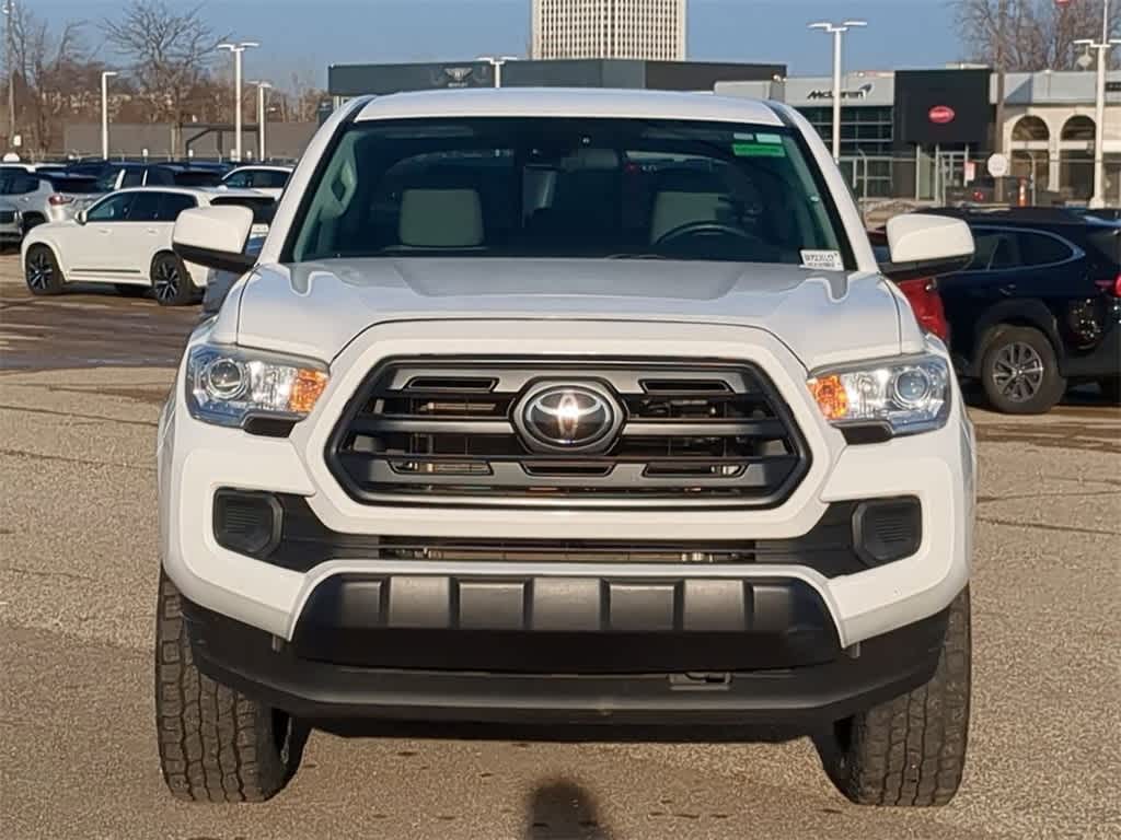 Thumbnail: 2019 Toyota Tacoma - 9