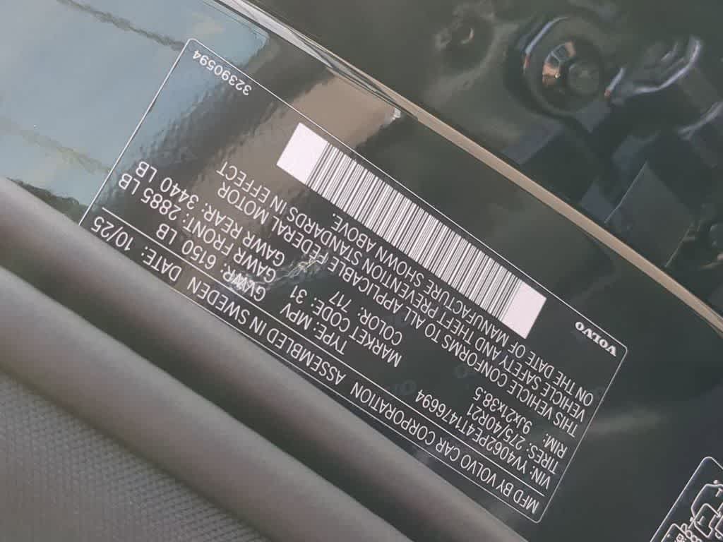 2026 Volvo XC90 Plus - Photo 32